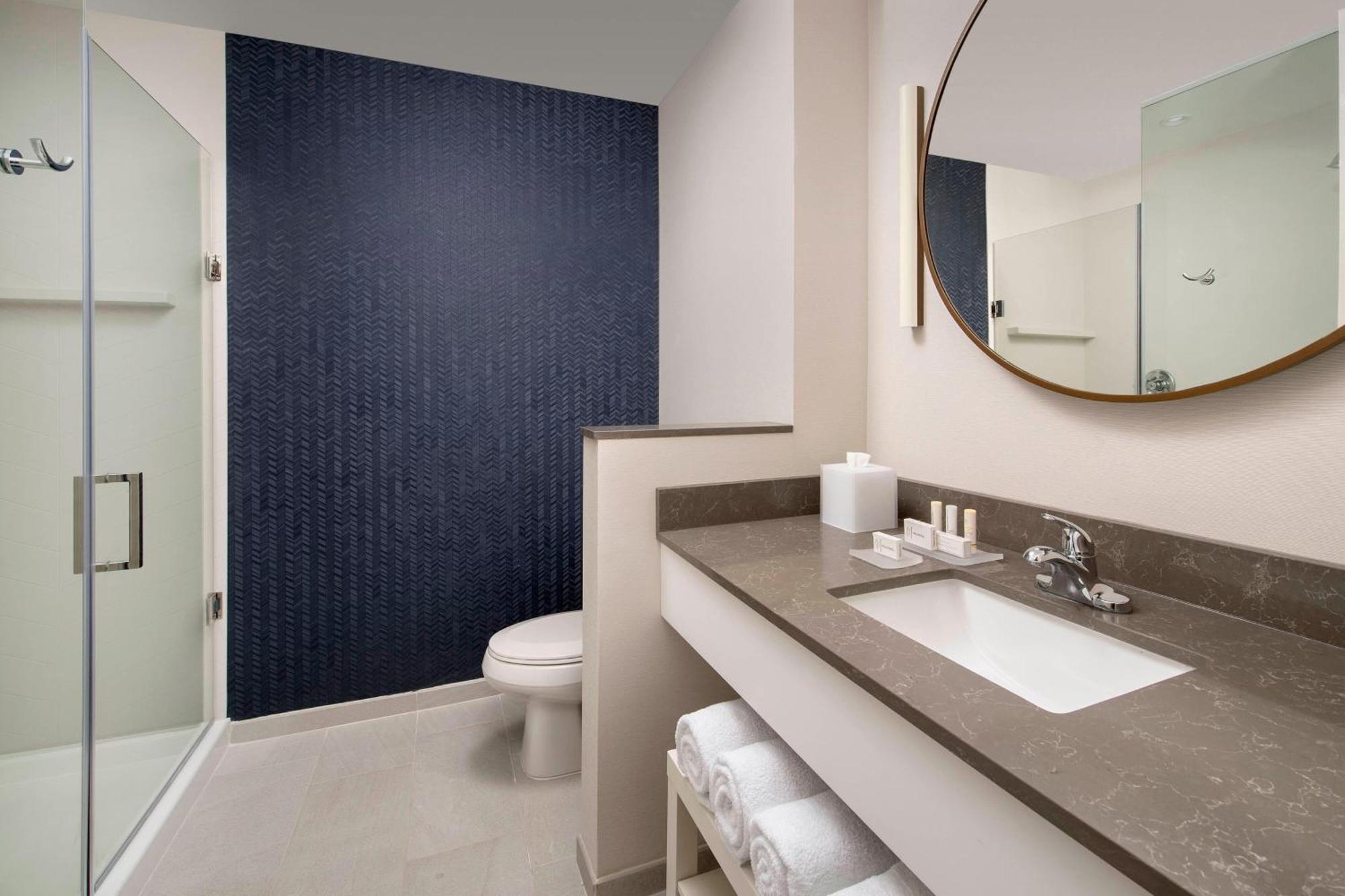 Fairfield & By Marriott Miami Airport West/doral Hotel 3*